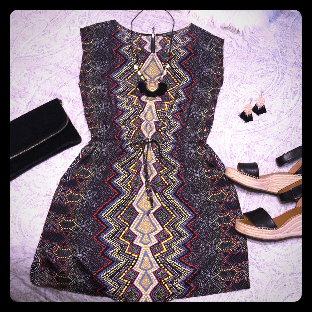 Patterned, sleeveless, dress (short)